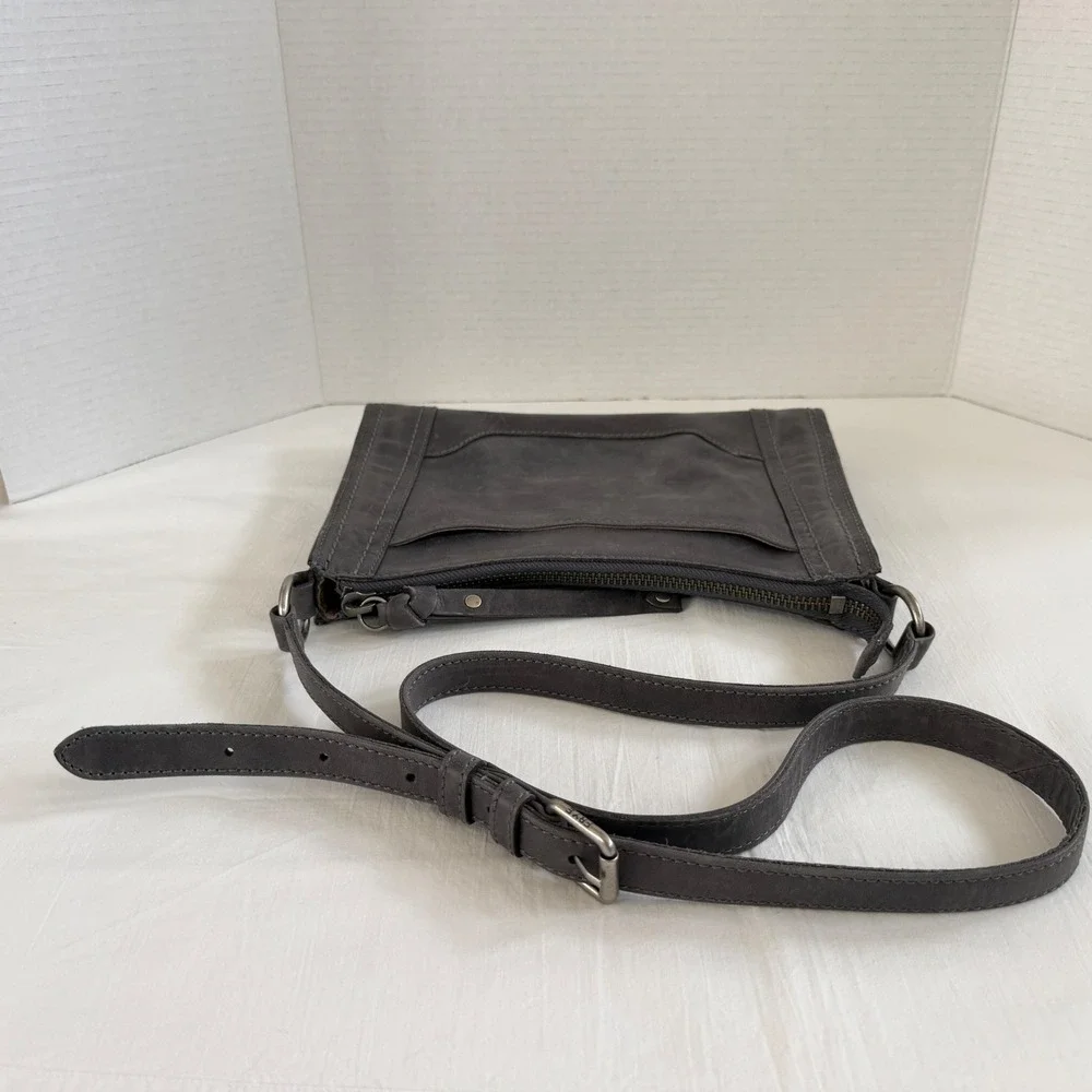 Frye MELISSA Crossbody Distressed Grey Carbon Adjustable Strap Zip Top